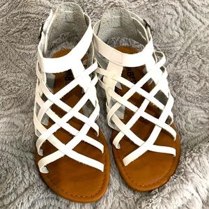 Cute White Sandals sz 5
